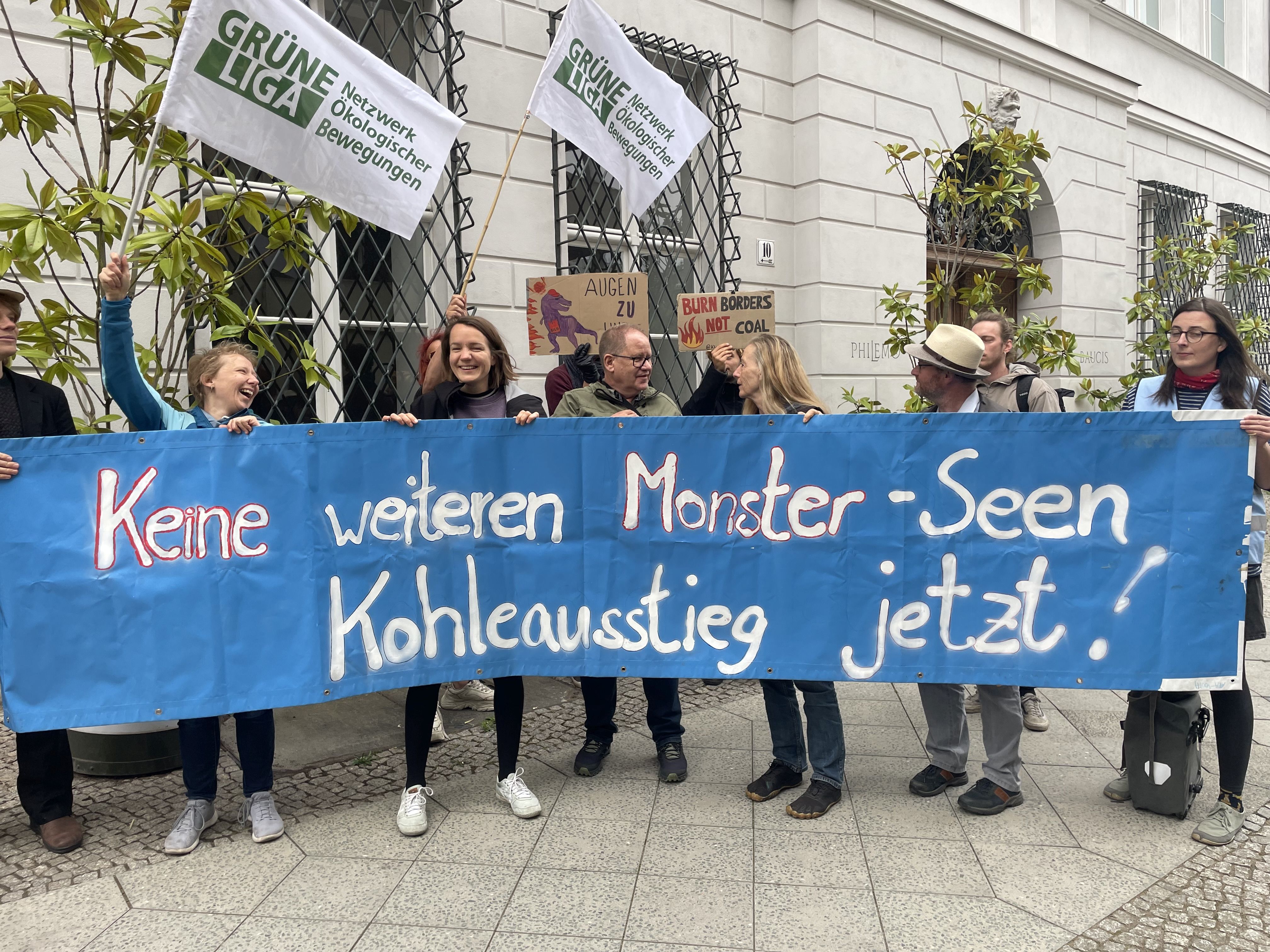 240614 protest wasser